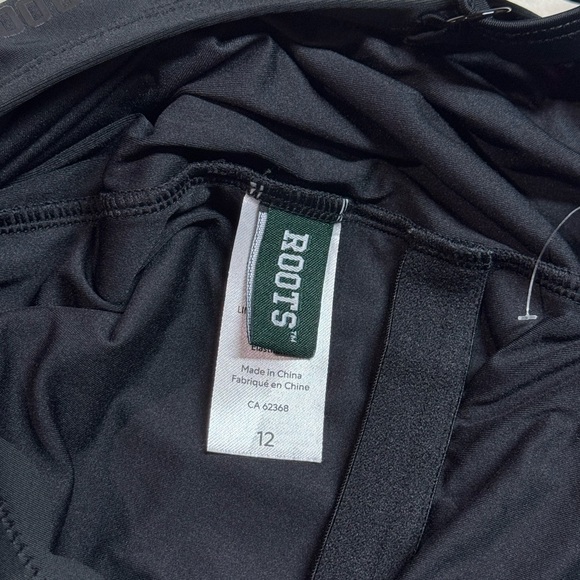 Roots Women's One Piece Black Swim Suit NWT Size 12 - Picture 4 of 5